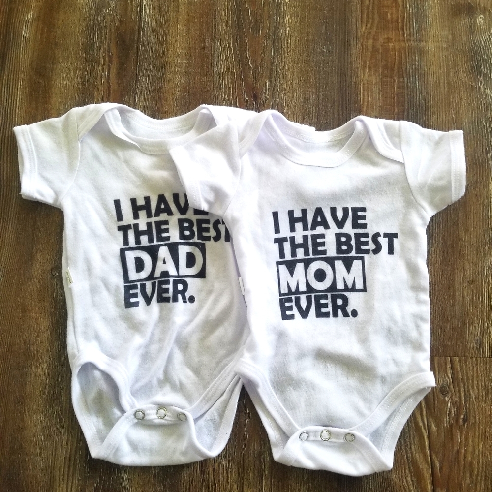 Mom and dad onesie set